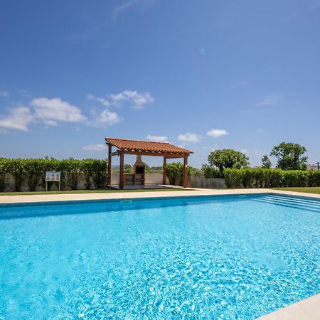 Carmen - Vista Para O Jardim เซามาร์ทินโญโดปอร์โต ภายนอก รูปภาพ