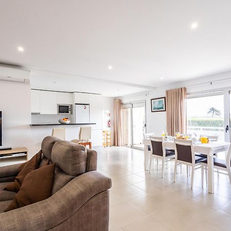 Carmen - Vista Para O Jardim เซามาร์ทินโญโดปอร์โต ภายนอก รูปภาพ