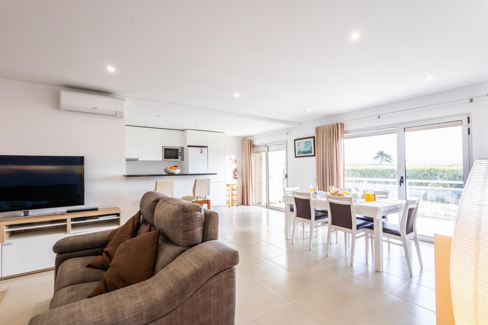 Carmen - Vista Para O Jardim เซามาร์ทินโญโดปอร์โต ภายนอก รูปภาพ