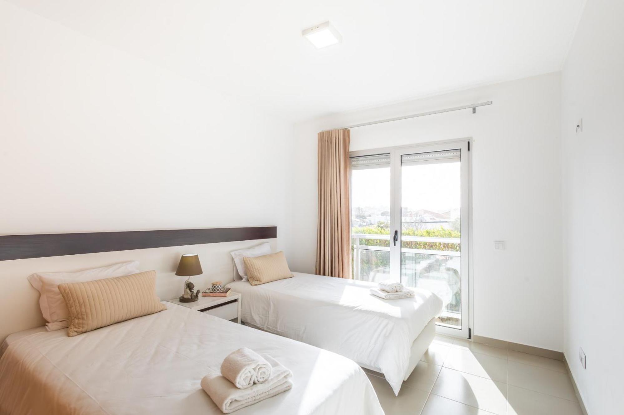 Carmen - Vista Para O Jardim เซามาร์ทินโญโดปอร์โต ภายนอก รูปภาพ