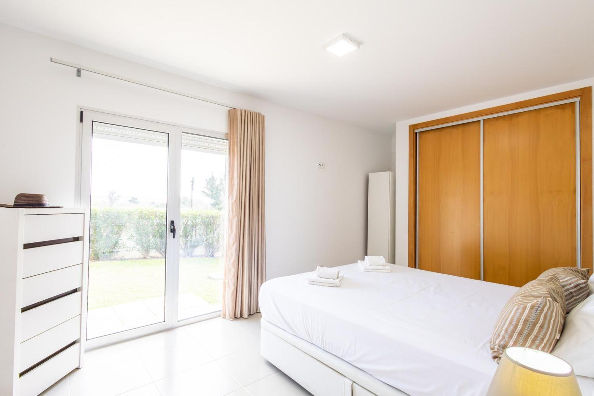 Carmen - Vista Para O Jardim เซามาร์ทินโญโดปอร์โต ภายนอก รูปภาพ