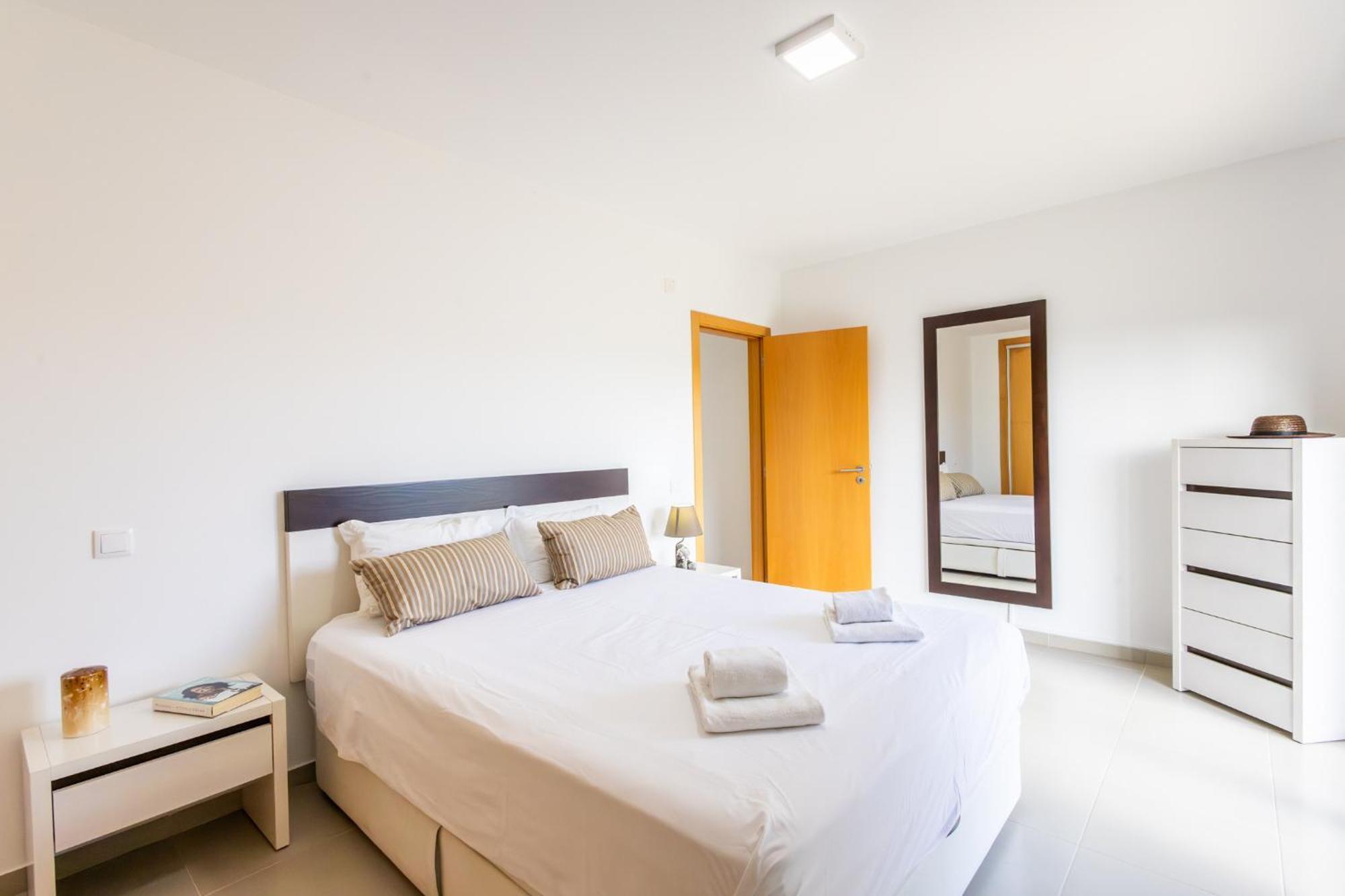 Carmen - Vista Para O Jardim เซามาร์ทินโญโดปอร์โต ภายนอก รูปภาพ